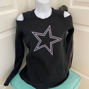 So Nikki Girls Cold Shoulder Star Sweatshirt